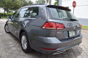 2019 Volkswagen Golf SportWagen 