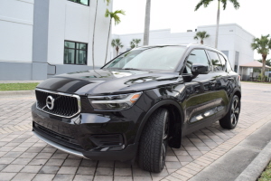2020 Volvo XC40 AWD 