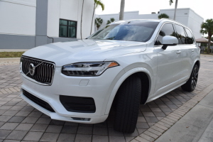 2021 Volvo XC90 T6 AWD 