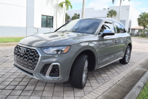 2022 Audi SQ5 