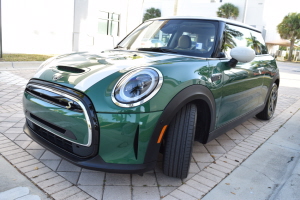 2023 MINI Cooper SE  