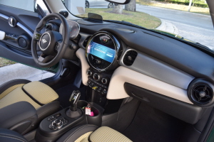 2023 MINI Cooper SE  
