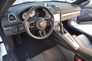 2024 Porsche Cayman GT4 RS 