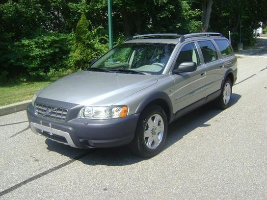 2005 Volvo XC70 AWD 