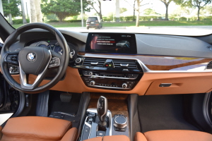 2018 BMW 530e 