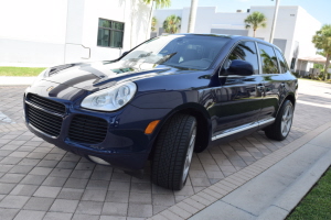 2004 Porsche Cayenne Turbo 
