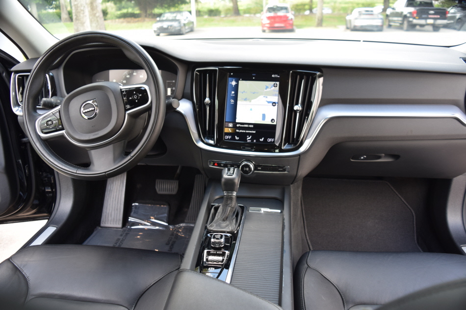 2019 Volvo S60 T5 