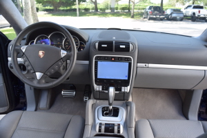 2004 Porsche Cayenne Turbo 
